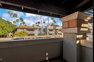 7557 N Dreamy Draw Dr, Phoenix, AZ 85020 - Photo 18