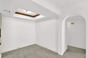 7557 N Dreamy Draw Dr, Phoenix, AZ 85020 - Photo 10