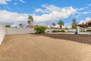 4341 E Betty Elyse Ln, Phoenix, AZ 85032 - Photo 32