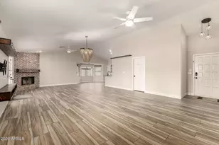 4341 E Betty Elyse Ln, Phoenix, AZ 85032 - Photo 8