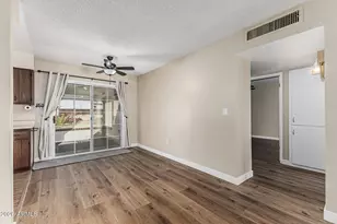 9245 N 109th Dr, Sun City, AZ 85351 - Photo 8