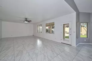 1942 E Claire Dr E, Phoenix, AZ 85022 - Photo 50