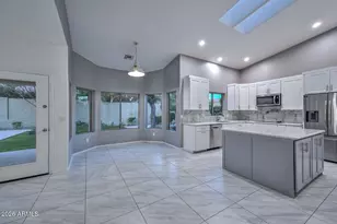 1942 E Claire Dr E, Phoenix, AZ 85022 - Photo 22