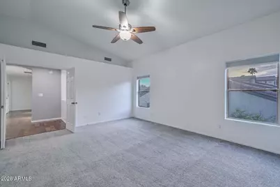 1942 E Claire Drive E, Phoenix, AZ 85022 - Photo 22