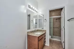 1942 E Claire Dr E, Phoenix, AZ 85022 - Photo 16