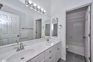 1942 E Claire Dr E, Phoenix, AZ 85022 - Photo 28