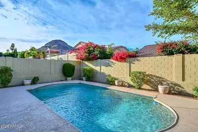 1942 E Claire Drive E, Phoenix, AZ 85022 - Photo 42