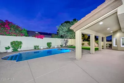1942 E Claire Drive E, Phoenix, AZ 85022 - Photo 2