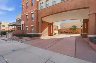 637 S Roosevelt St, Tempe, AZ 85281 - Photo 2