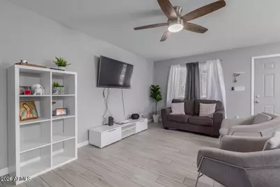 4759 E Belleview Street, Phoenix, AZ 85008 - Photo 4