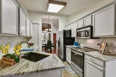 19812 N 90th Drive, Peoria, AZ 85382 - Photo 8