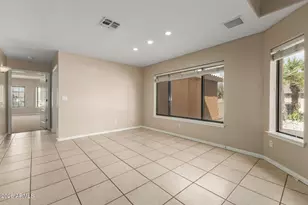 25225 N 46th Dr, Phoenix, AZ 85083 - Photo 16