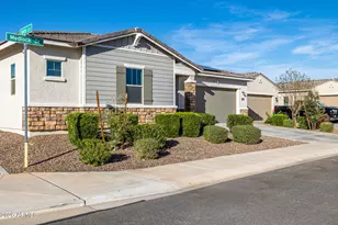 18418 W Medlock Dr, Litchfield Park, AZ 85340 - Photo 4