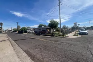 347 N 16th Ave, Phoenix, AZ 85007 - Photo 2