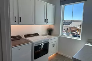 3710 E Rochelle Cir, Mesa, AZ 85213 - Photo 4