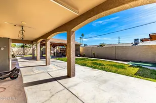 5639 W Meadowbrook Ave, Phoenix, AZ 85031 - Photo 22