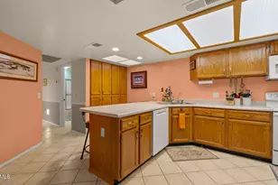 14408 N 57th Dr, Glendale, AZ 85306 - Photo 10