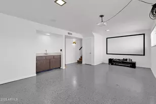 1333 E Donner Dr, Tempe, AZ 85282 - Photo 32