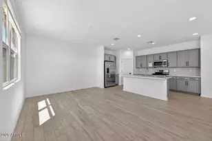 25279 N 165th Ln, Surprise, AZ 85387 - Photo 12