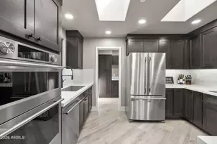 9229 E Whitethorn Cir, Scottsdale, AZ 85266 - Photo 14