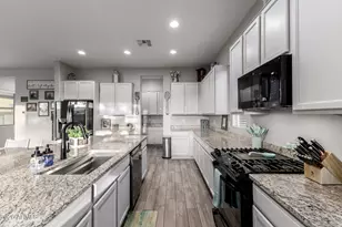 10774 N 184th Dr, Surprise, AZ 85388 - Photo 16