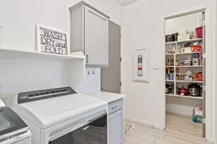 2819 E Los Gatos Dr, Phoenix, AZ 85050 - Photo 30