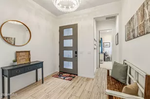 2819 E Los Gatos Dr, Phoenix, AZ 85050 - Photo 8