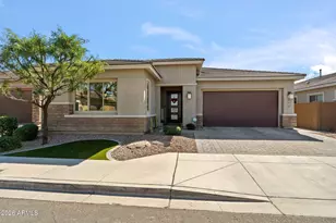 2819 E Los Gatos Dr, Phoenix, AZ 85050 - Photo 2