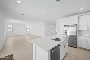 29509 N 135th Ln, Peoria, AZ 85383 - Photo 4
