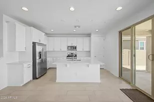 29509 N 135th Ln, Peoria, AZ 85383 - Photo 2