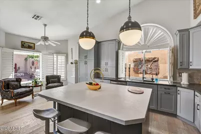 19457 N 87th Drive, Peoria, AZ 85382 - Photo 8