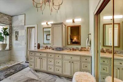 19457 N 87th Drive, Peoria, AZ 85382 - Photo 10