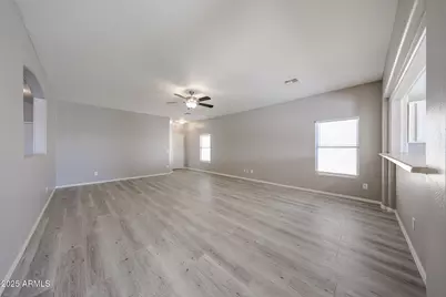 15239 N 153rd Drive, Surprise, AZ 85379 - Photo 6