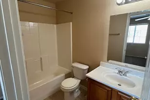 2834 E Tracy Ln, Phoenix, AZ 85032 - Photo 6