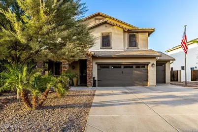 1974 E Dubois Avenue, Gilbert, AZ 85298 - Photo 6