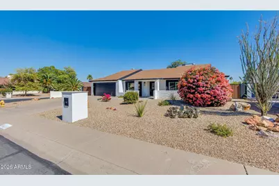 11229 N 23rd Place, Phoenix, AZ 85028 - Photo 1