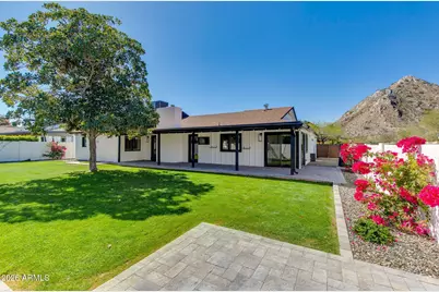 11229 N 23rd Place, Phoenix, AZ 85028 - Photo 12