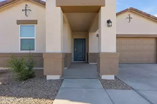 25489 W Fraktur Rd, Buckeye, AZ 85326 - Photo 4