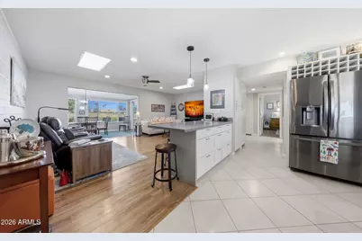 10746 W Abbott Avenue, Sun City, AZ 85351 - Photo 12