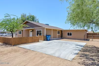 324 S Ocotillo Drive, Apache Junction, AZ 85120 - Photo 2