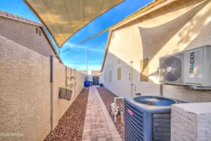 815 W Geronimo St, Chandler, AZ 85225 - Photo 38