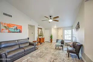 815 W Geronimo St, Chandler, AZ 85225 - Photo 6