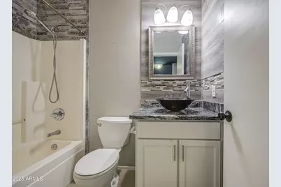 15815 W Washington Street, Goodyear, AZ 85338 - Photo 28