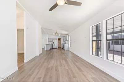 11275 N 99th Avenue #61, Peoria, AZ 85345 - Photo 8