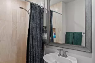 21647 W Laura St, Wittmann, AZ 85361 - Photo 10