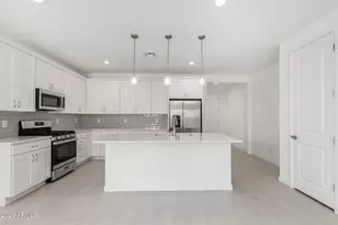 5447 W Manzanita Dr, Glendale, AZ 85302 - Photo 4