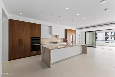 6587 N Palmeraie Boulevard #2021, Paradise Valley, AZ 85253 - Photo 2