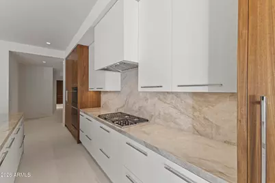 6587 N Palmeraie Boulevard #2021, Paradise Valley, AZ 85253 - Photo 6