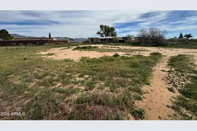 26715 S Grandview Drive #24, Congress, AZ 85332 - Photo 1