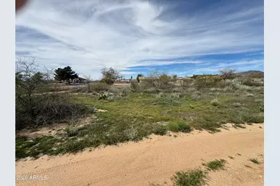 26715 S Grandview Drive #24, Congress, AZ 85332 - Photo 8